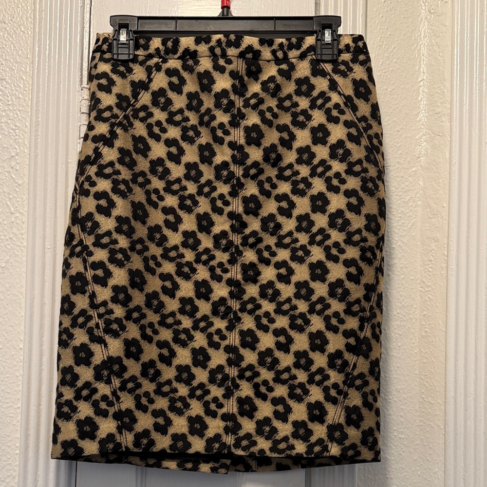 Ann Taylor Black and Tan Animal Print Pencil Skirt size 2.